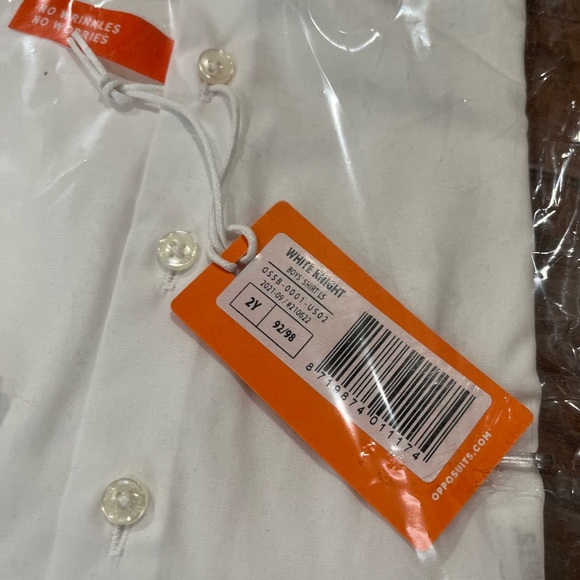 NWT Toddler Boys White Button Down Shirt - Picture 2 of 4